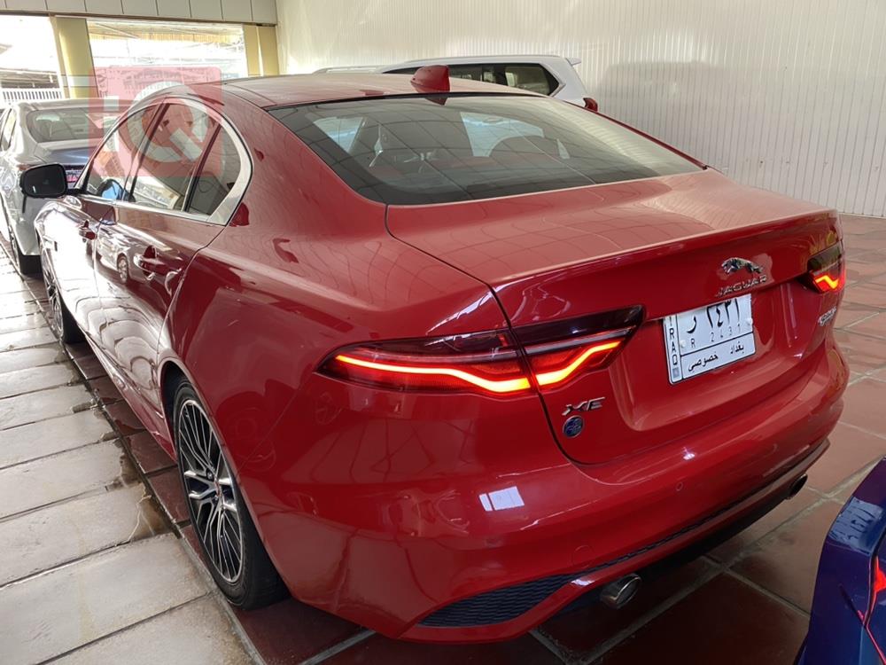 Jaguar XE